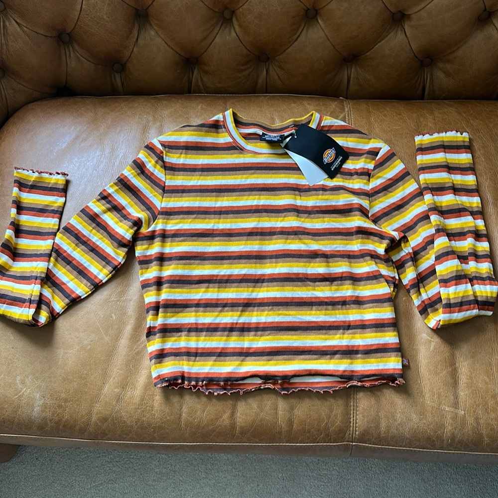 Dickies NWT crop lettuce trim long sleeve shirt